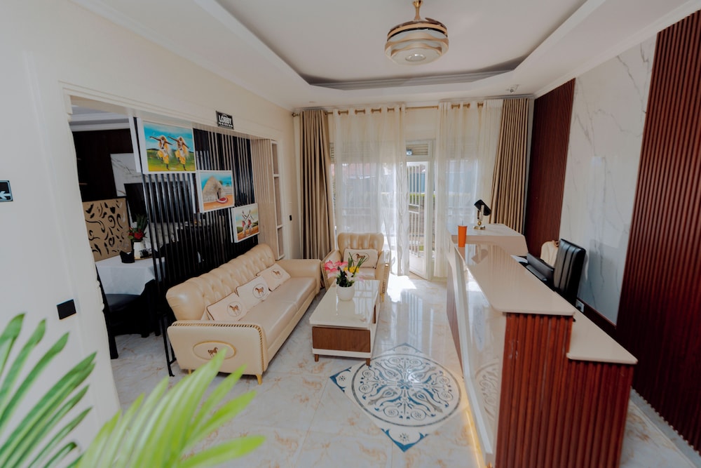 One Click Cozy Suites