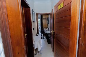 One Click Cozy Suites