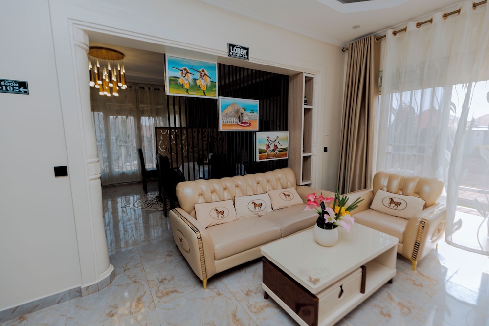 One Click Cozy Suites