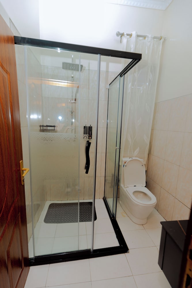 One Click Cozy Suites