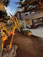 Detached House With Pool in Alacati