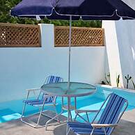 Modern Apartment w Private Pool