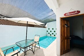 Modern Apartment with Private Pool
