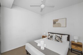 Sleek 2BRM Apartment at Aqua Newstead