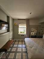 Cohen's boutique hotel
