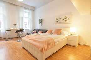 Cozy Room with Facilities Long Stay