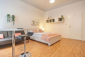 Cozy Room with Facilities Long Stay