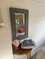 Bushey B&B