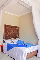Paton Luxury Resort