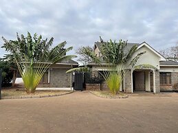 Paton Luxury Resort