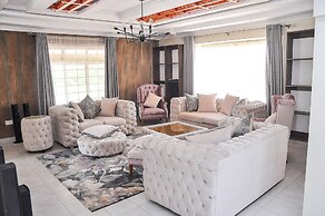 Paton Luxury Resort