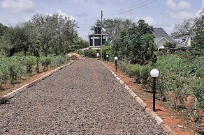 Paton Luxury Resort