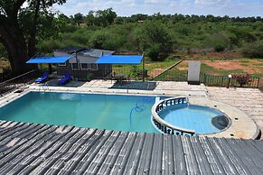 Paton Luxury Resort