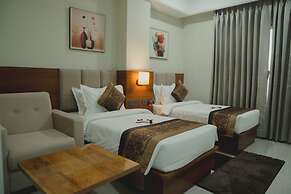 Hotel Siddharth Grand