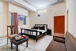 Townhouse Chandpole Metro Station 2