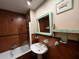 Nevada Apartment Near Ski Slopes