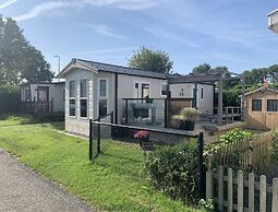 Modern Stay Near Oosterschelde Beach