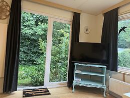 Kijkduin Beach Lodge With Indoor Pool