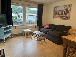 Kijkduin Beach Lodge With Indoor Pool