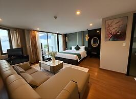 Cloud Chaser Hotel