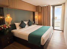 Cloud Chaser Hotel