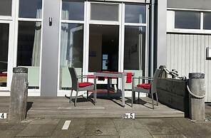 Coastal Apartment With Balcony