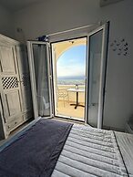 Kiklamino Sunset Suites