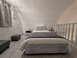 Kiklamino Sunset Suites
