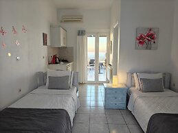 Kiklamino Sunset Suites