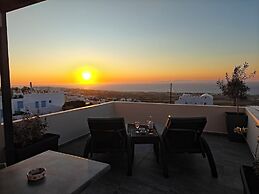 Kiklamino Sunset Suites