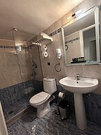Kiklamino Sunset Suites