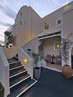 Kiklamino Sunset Suites