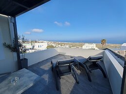 Kiklamino Sunset Suites