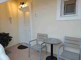 Kiklamino Sunset Suites