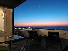 Kiklamino Sunset Suites
