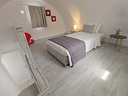 Kiklamino Sunset Suites