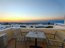 Kiklamino Sunset Suites