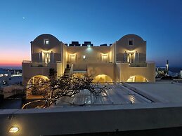 Kiklamino Sunset Suites