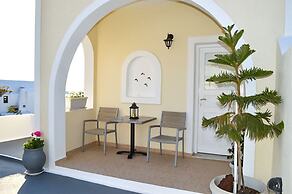 Kiklamino Sunset Suites