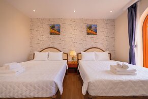 CIEL ROSE HOTEL