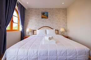 CIEL ROSE HOTEL