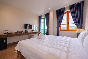CIEL ROSE HOTEL