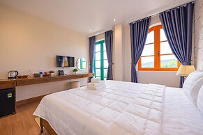CIEL ROSE HOTEL