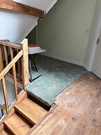 Charming Birmingham 3 Bedroom Apartment