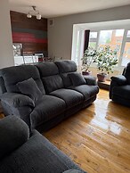 Charming Birmingham 3 Bedroom Apartment