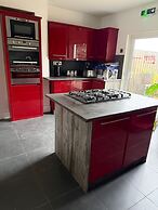 Charming Birmingham 3 Bedroom Apartment