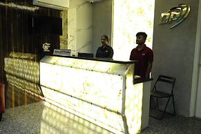 Hotel DP's Crown