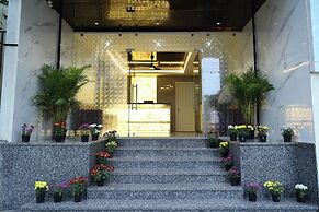 Hotel DP's Crown