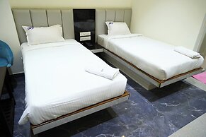 Hotel DP's Crown
