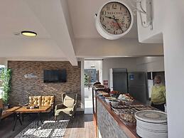 Hotel Efesian B&B City Center - Harbour